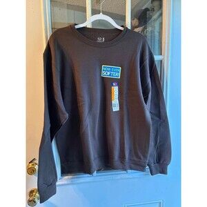 NWT: fruit of loom sweatshirt ( M)